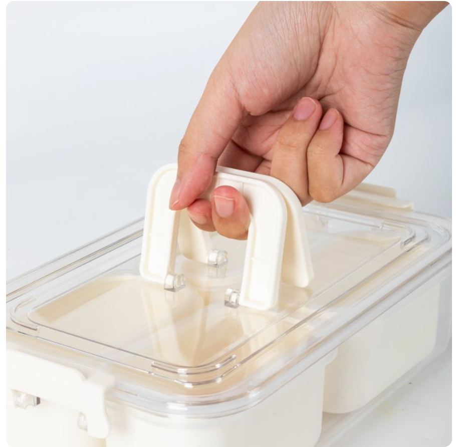 Mainstays portable snack container with carry handle